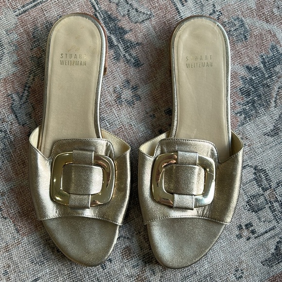 Stuart Weitzman Gold Metallic Leather Slides Sandals with Square Buckle - Picture 1 of 6
